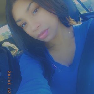 Meet your Posher, Malorie